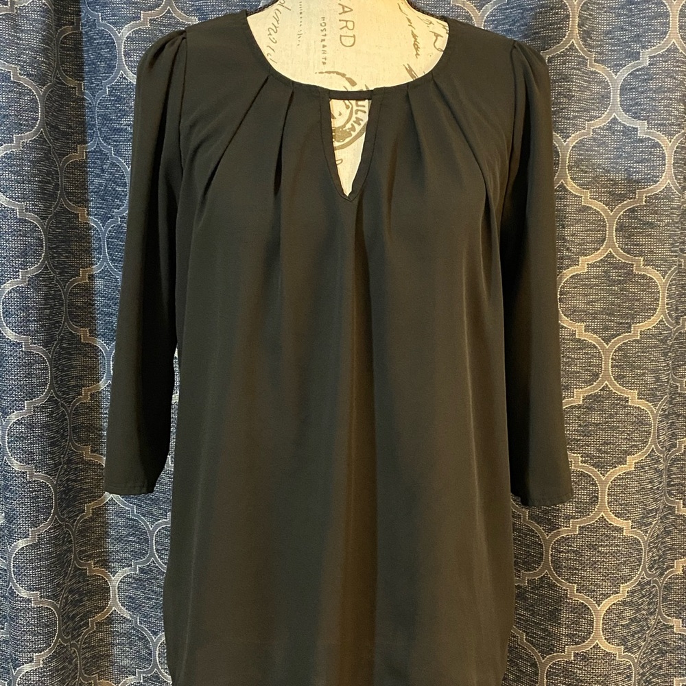 Everly Black Keyhole Blouse